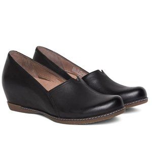 Dansko Liliana Women's slip-on loafers, black leather, size 37 - EUC